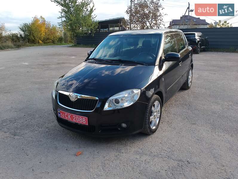 Хэтчбек Skoda Fabia 2008 в Тернополе