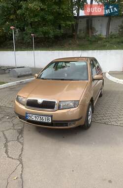 Седан Skoda Fabia 2001 в Львове