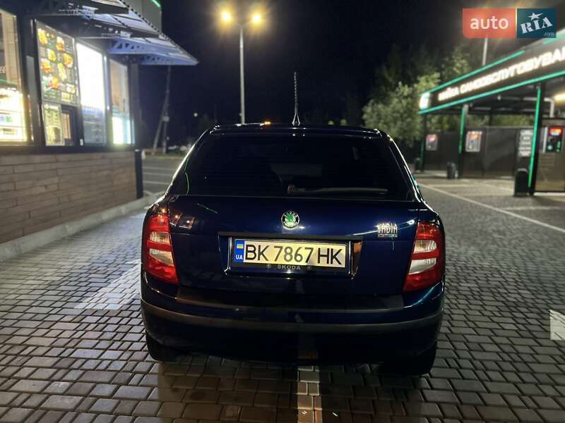 Хетчбек Skoda Fabia 2003 в Звягелі