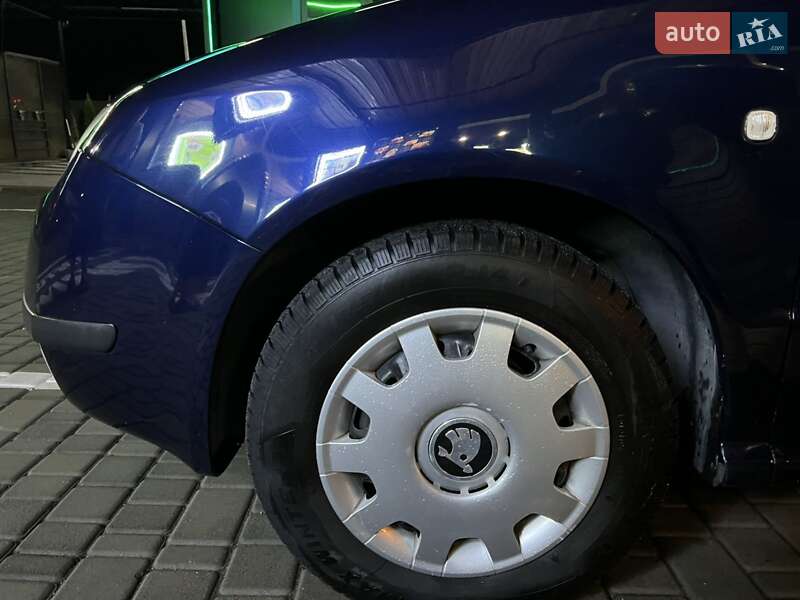 Хетчбек Skoda Fabia 2003 в Звягелі