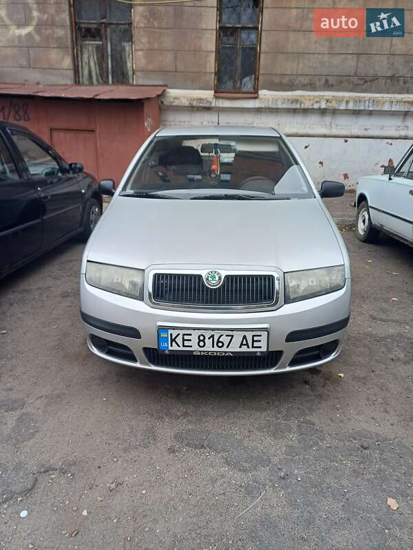Хетчбек Skoda Fabia 2007 в Дніпрі