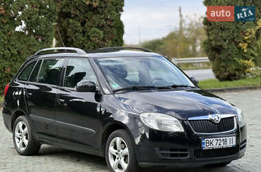 Универсал Skoda Fabia 2009 в Дубно