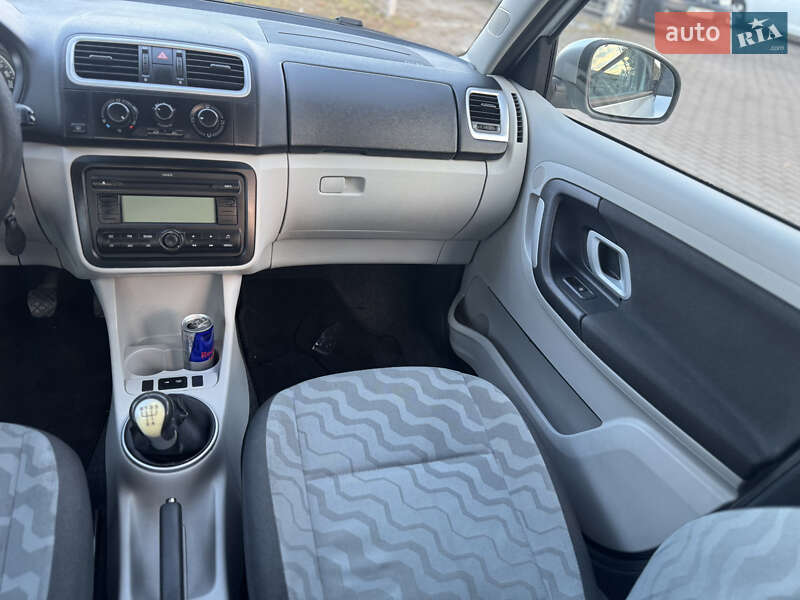 Универсал Skoda Fabia 2010 в Ровно фото 34 Универсал Skoda Fabia 2010 в Ровно