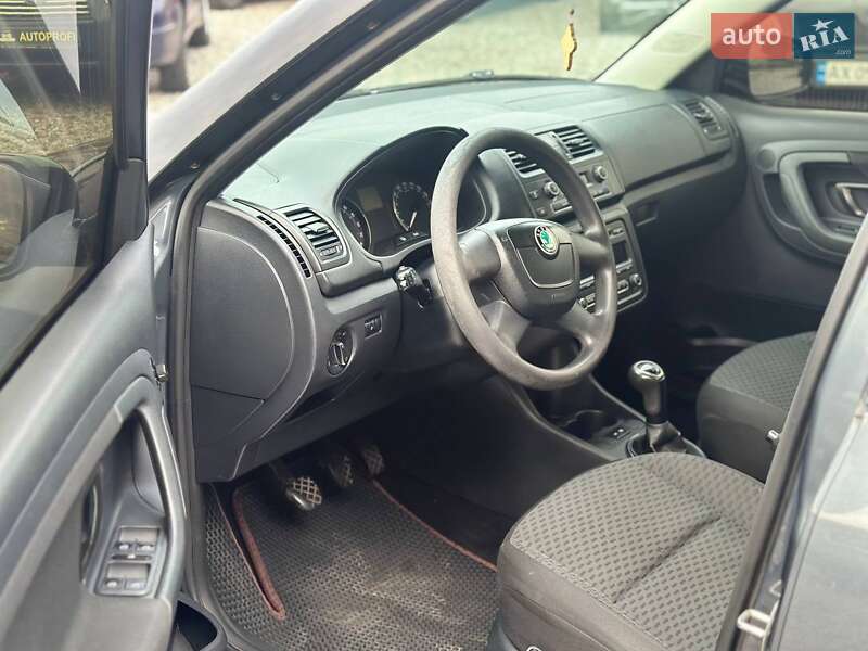 Универсал Skoda Fabia 2010 в Харькове