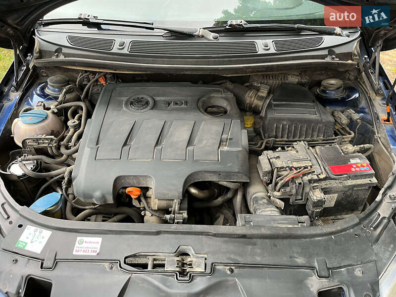 Хэтчбек Skoda Fabia 2011 в Львове