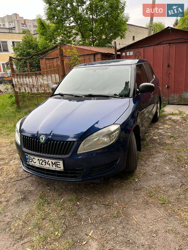 Хэтчбек Skoda Fabia 2011 в Львове
