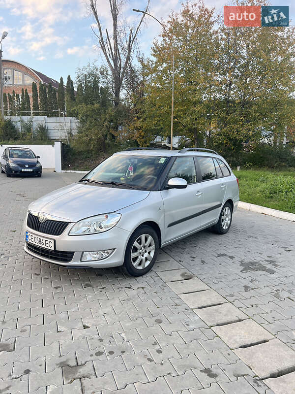 Универсал Skoda Fabia 2012 в Черновцах