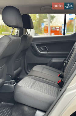 Хэтчбек Skoda Fabia 2013 в 