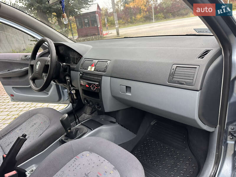 Универсал Skoda Fabia 2002 в Тернополе