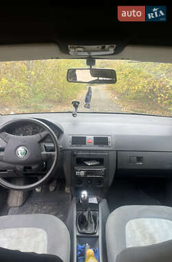 Седан Skoda Fabia 2002 в  фото 6 Седан Skoda Fabia 2002 в