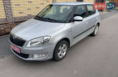 Универсал Skoda Fabia 2011 в Сарнах