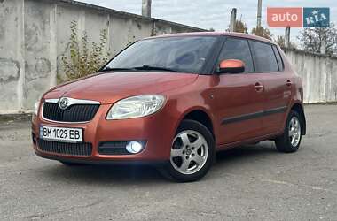 Хэтчбек Skoda Fabia 2008 в 