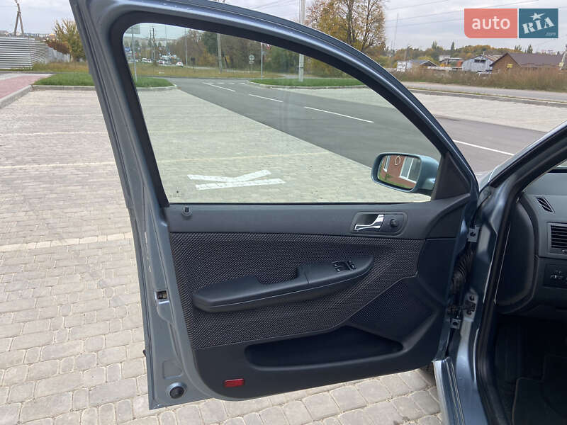 Универсал Skoda Fabia 2005 в Виннице