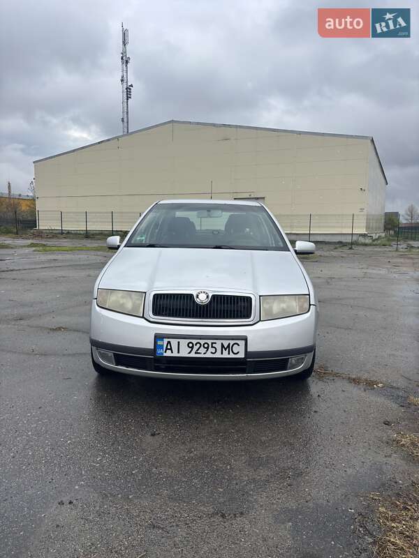 Седан Skoda Fabia 2004 в Ірпені