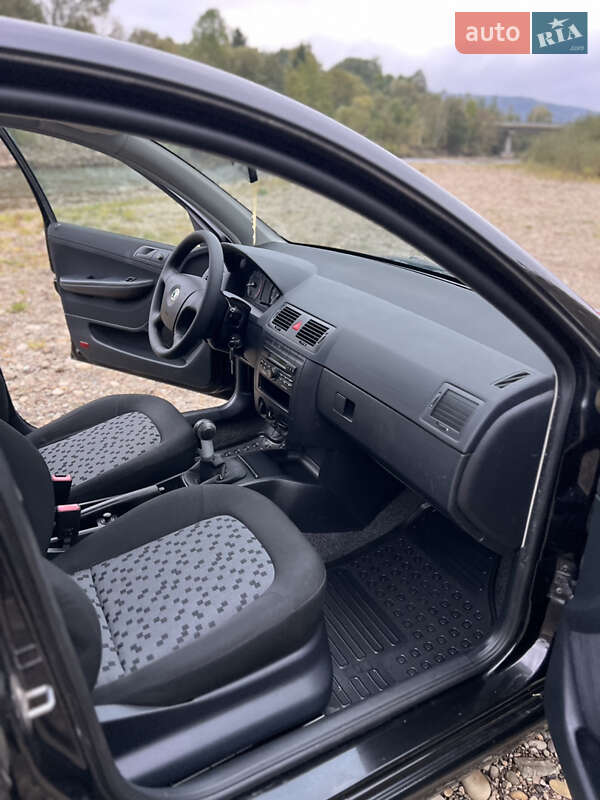 Універсал Skoda Fabia 2007 в Вигоді фото 15 Універсал Skoda Fabia 2007 в Вигоді