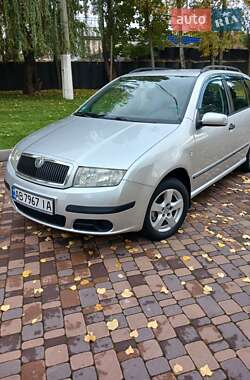 Универсал Skoda Fabia 2004 в  фото 5 Универсал Skoda Fabia 2004 в