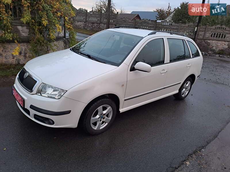 Универсал Skoda Fabia 2006 в Решетиловке