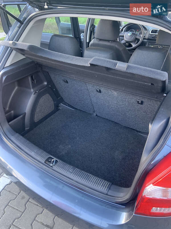 Хэтчбек Skoda Fabia 2009 в Ужгороде