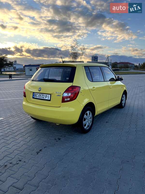 Хэтчбек Skoda Fabia 2012 в Львове фото 5 Хэтчбек Skoda Fabia 2012 в Львове