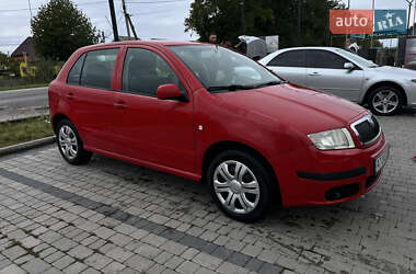 Хетчбек Skoda Fabia 2006 в  Хетчбек Skoda Fabia 2006 в