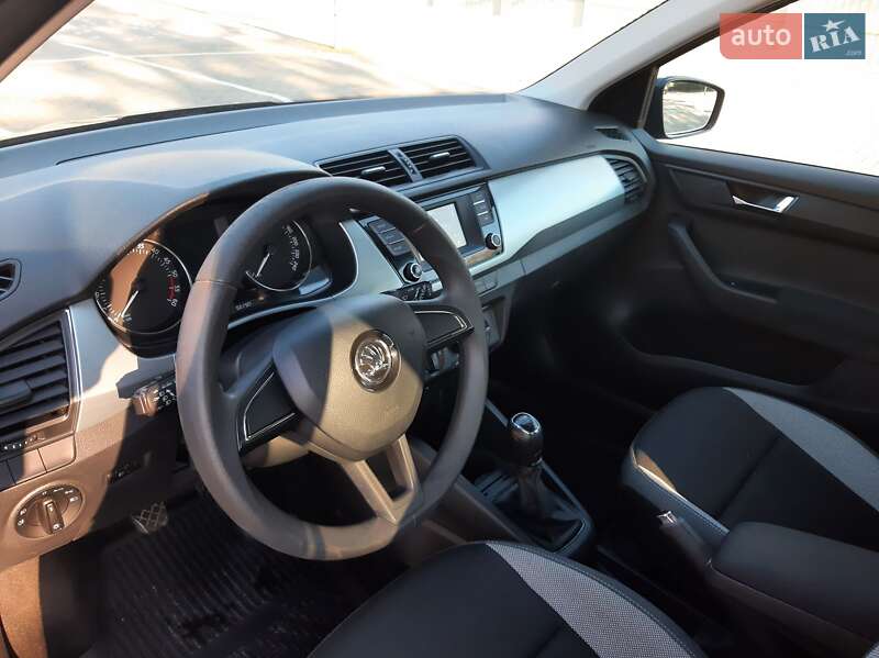 Универсал Skoda Fabia 2018 в Луцке