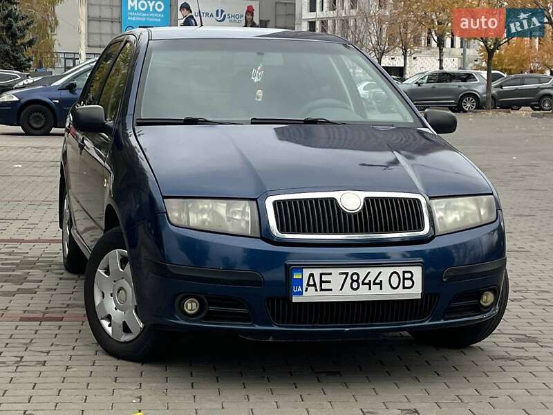 Хэтчбек Skoda Fabia 2007 в Днепре