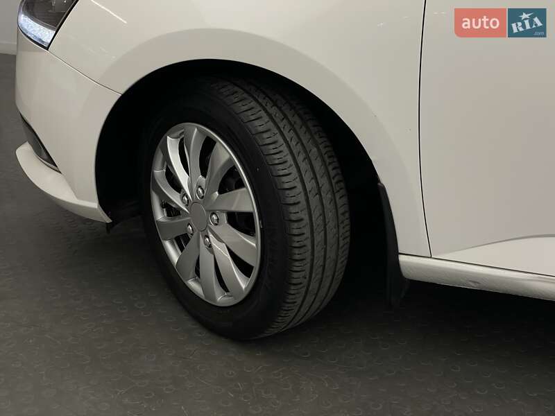 Хэтчбек Skoda Fabia 2018 в Киеве фото 7 Хэтчбек Skoda Fabia 2018 в Киеве