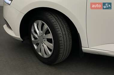 Хетчбек Skoda Fabia 2018 в  фото 7 Хетчбек Skoda Fabia 2018 в