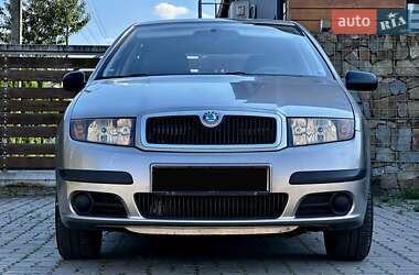 Хетчбек Skoda Fabia 2006 в Дніпрі