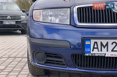 Хэтчбек Skoda Fabia 2006 в  фото 6 Хэтчбек Skoda Fabia 2006 в