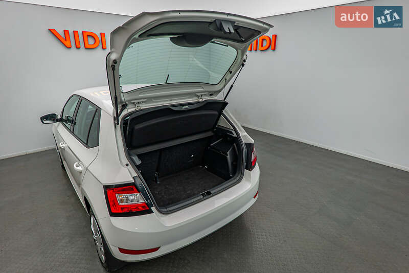 Хэтчбек Skoda Fabia 2018 в Киеве