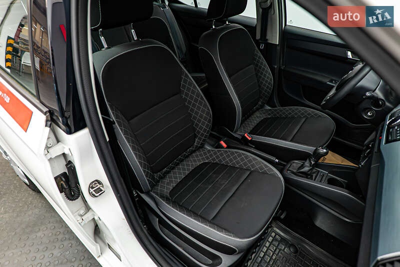 Хэтчбек Skoda Fabia 2018 в Киеве