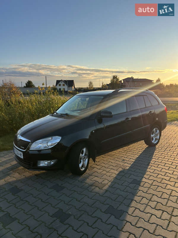 Универсал Skoda Fabia 2011 в Яворове фото 3 Универсал Skoda Fabia 2011 в Яворове
