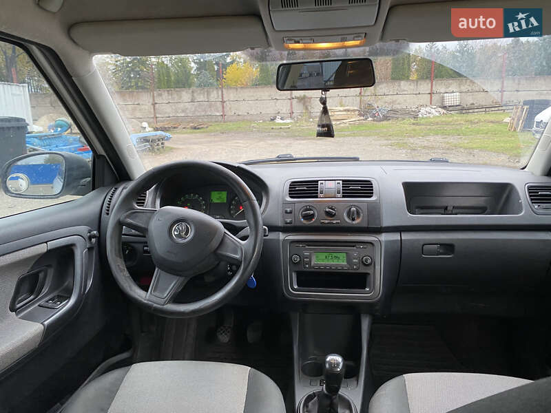 Універсал Skoda Fabia 2014 в Софіївській Борщагівці