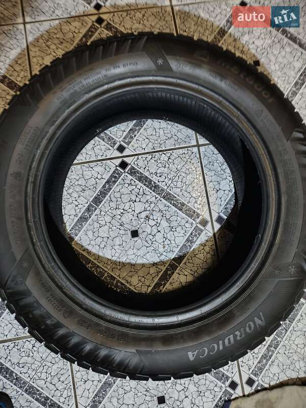 Хетчбек Skoda Fabia 2012 в Ужгороді