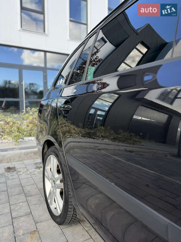 Универсал Skoda Fabia 2008 в Городке