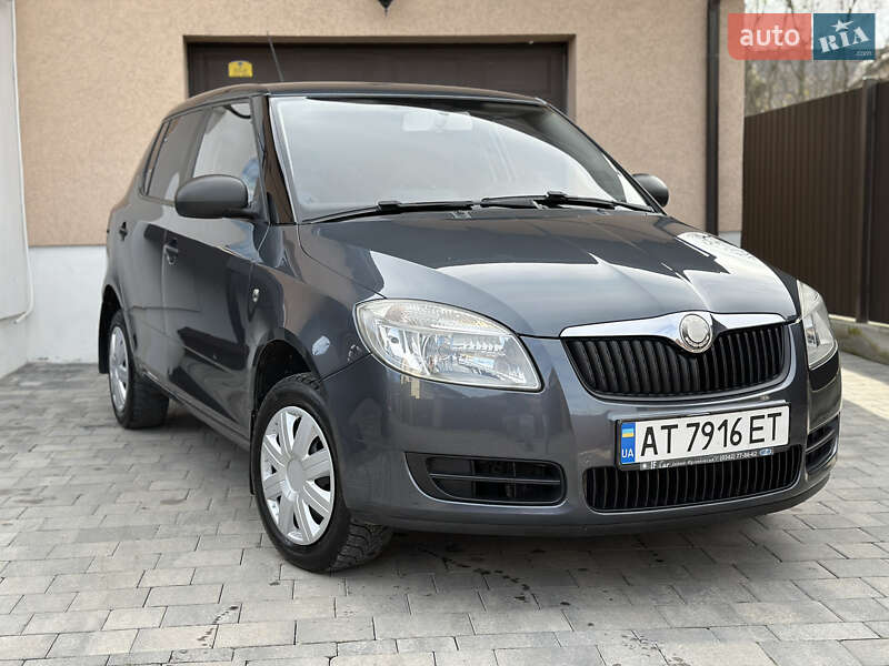 Хэтчбек Skoda Fabia 2007 в Ивано-Франковске фото Хэтчбек Skoda Fabia 2007 в Ивано-Франковске