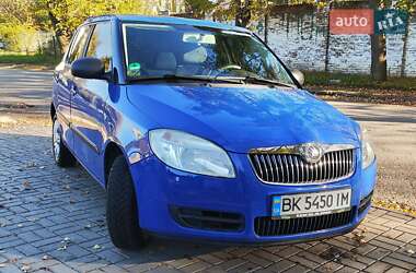 Хэтчбек Skoda Fabia 2007 в Ровно