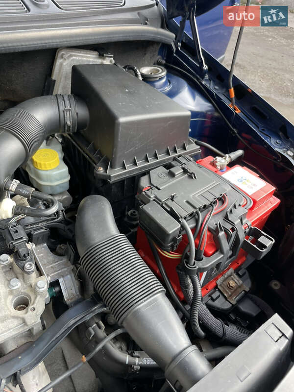 Хэтчбек Skoda Fabia 2011 в Желтых Водах фото 35 Хэтчбек Skoda Fabia 2011 в Желтых Водах