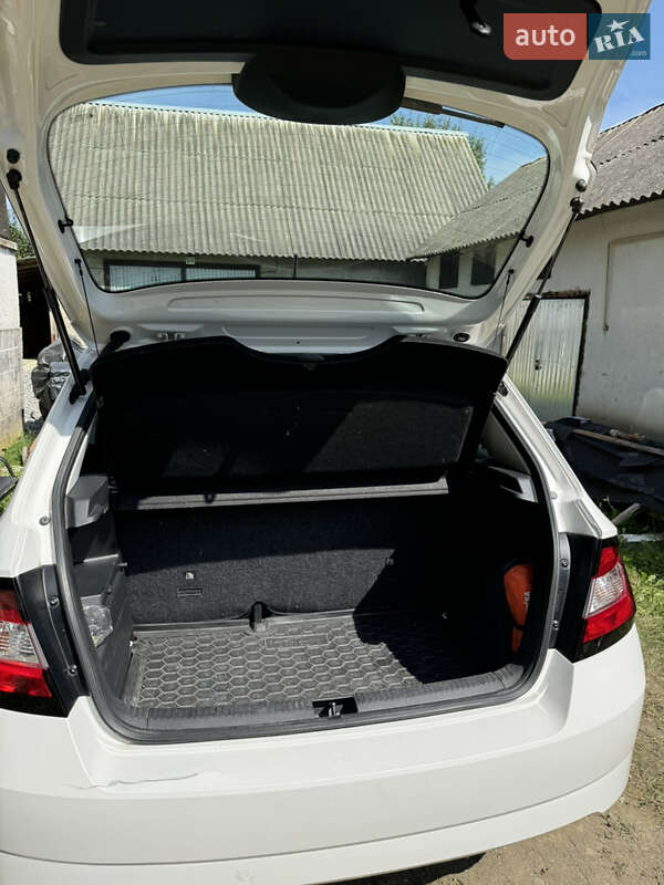 Хетчбек Skoda Fabia 2017 в Ужгороді фото 20 Хетчбек Skoda Fabia 2017 в Ужгороді