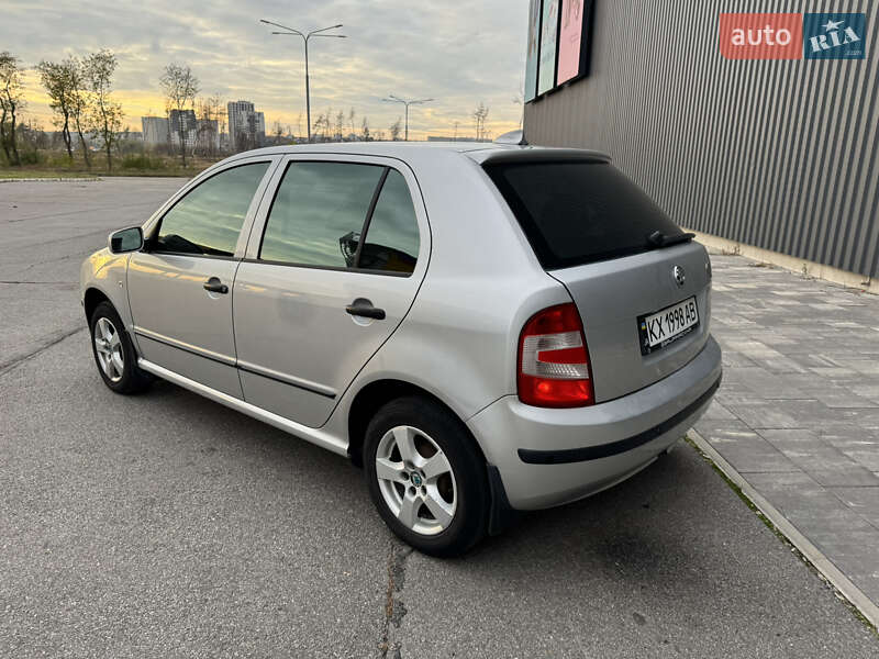Хетчбек Skoda Fabia 2006 в Харкові