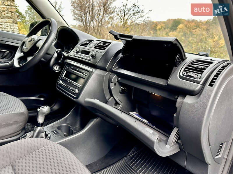 Универсал Skoda Fabia 2010 в Каменец-Подольском