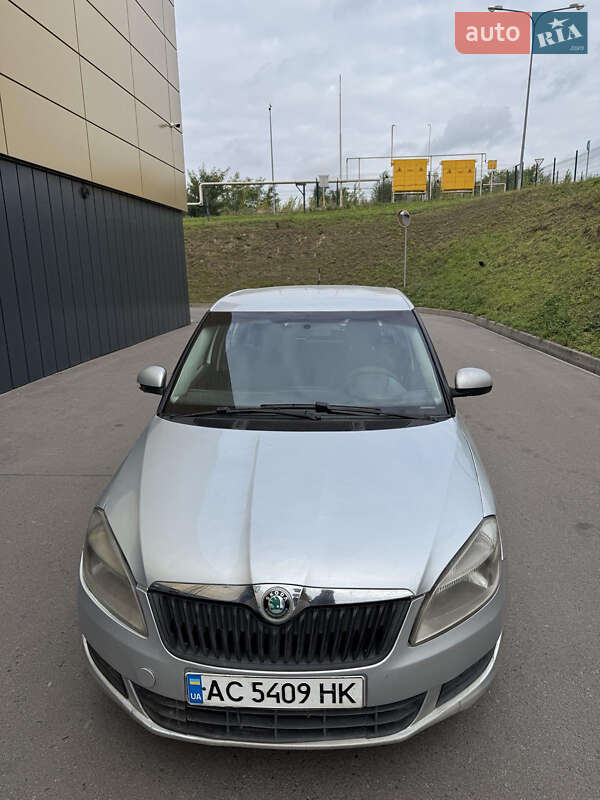 Хэтчбек Skoda Fabia 2012 в Ровно фото 2 Хэтчбек Skoda Fabia 2012 в Ровно