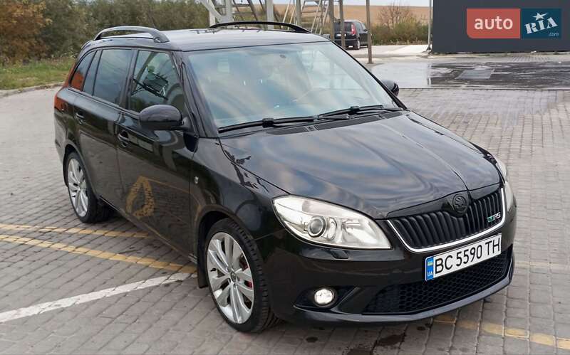 Універсал Skoda Fabia 2010 в Львові