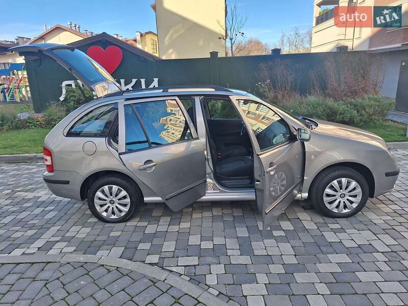 Универсал Skoda Fabia 2006 в Ивано-Франковске
