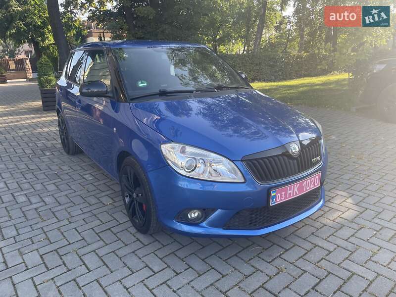 Хэтчбек Skoda Fabia 2011 в Золочеве