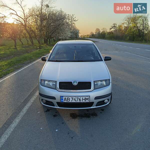 Хэтчбек Skoda Fabia 2006 в Виннице