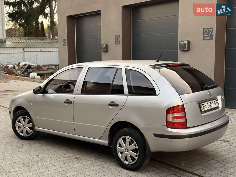 Универсал Skoda Fabia 2005 в Каменец-Подольском