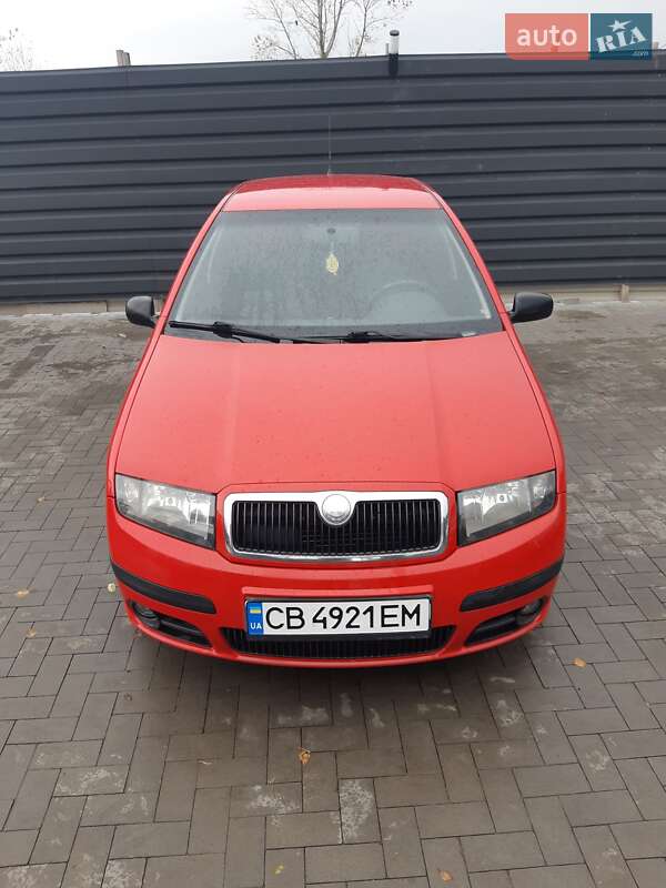 Хэтчбек Skoda Fabia 2006 в Чернигове