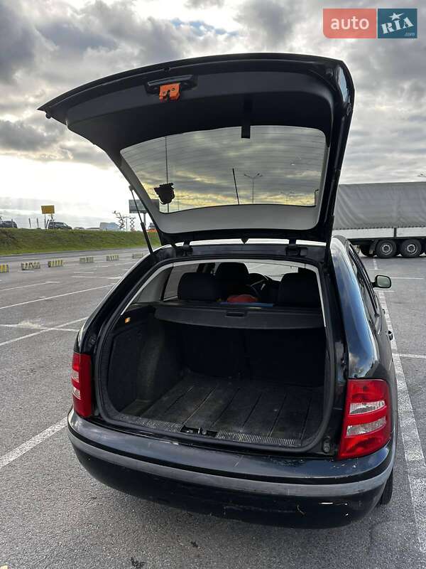 Универсал Skoda Fabia 2002 в Львове фото 14 Универсал Skoda Fabia 2002 в Львове